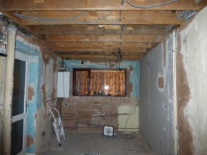 Kitchen walls with plasterboard