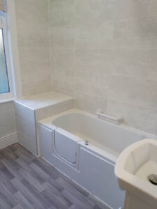 Walk-in bath fitted Leicestershire